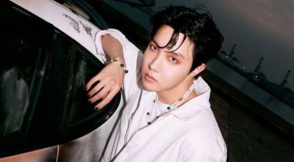 J-Hope nos sorprende con nuevo&nbsp;mixtape